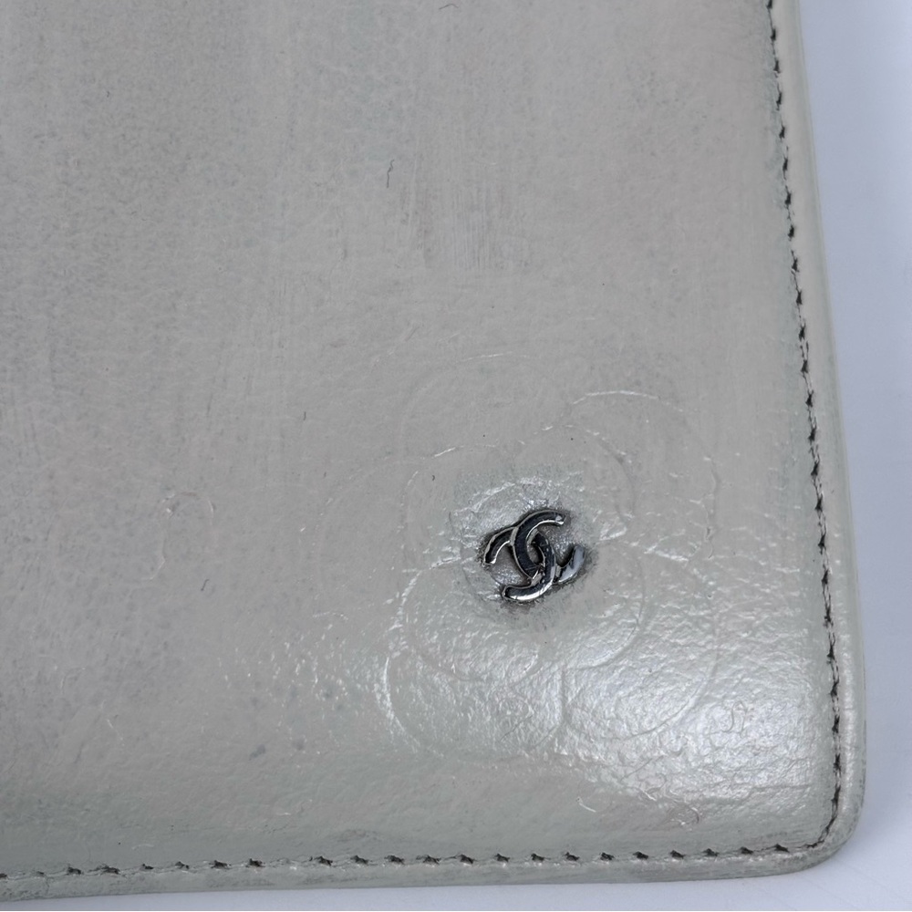Authentic Chanel Camellia Long Wallet Silver Leather Painted Exterior Bifold - Picture 7 of 13
